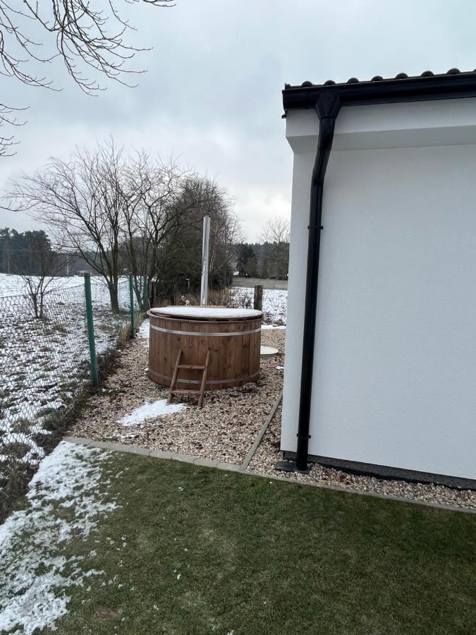 Vilka Petra Pod Bezdezem Villa Bela pod Bezdezem ภายนอก รูปภาพ